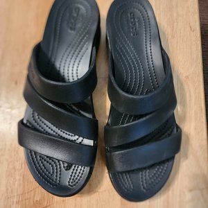 Crocs Black wedge sandals SZ 11